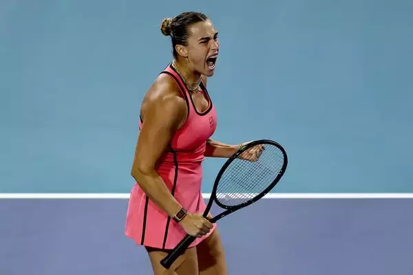 サバレンカがルバキナに快勝、2年連続の決勝へ。「サンシャイン・ダブル」に王手[マイアミ・オープン]