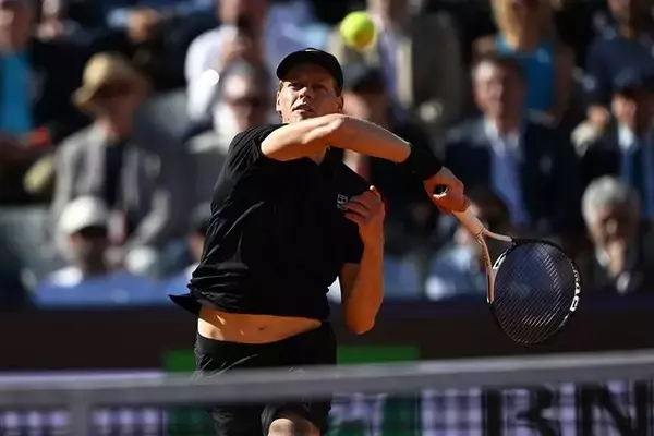 シナー、世界60位を圧倒しマスターズ30連勝で歴代2位に「身体が100%でなければ戦えない」[BNLイタリア国際]