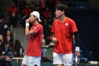 綿貫陽介／柚木武が約3時間の死闘を制しファイナル予選2回戦進出に王手！綿貫「先輩としていい形で繋げたかった」とエース・望月へ託す[デビスカップ・ファイナル予選]