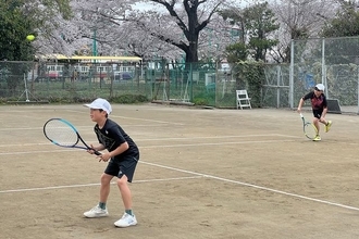 「第43回 むさしの村チェリージュニアテニストーナメント」開催 12歳以下複の優勝者が決定