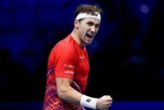 世界4位ルードがオジェ・アリアシムを破ってツアー最終戦で白星発進「最高のスタート」[Nitto ATPファイナルズ]