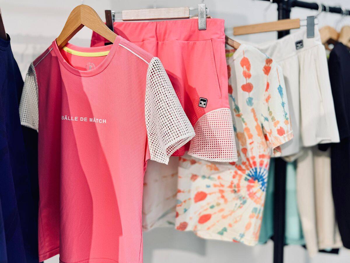 テニック、2026年アパレル合同展示会を東京・大阪で開催 “コートの外”まで広がるテニススタイルを提示