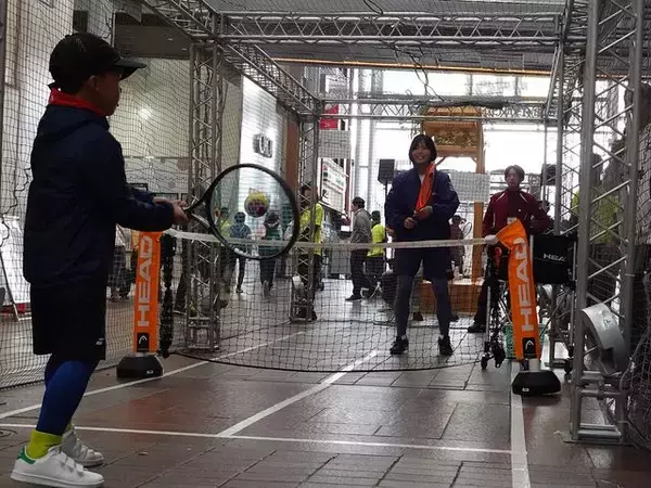 尾﨑里紗プロがアンバサダーの「こうべストリートテニス2025」が今年も開催！神戸にまつわる人・企業がイベント支える