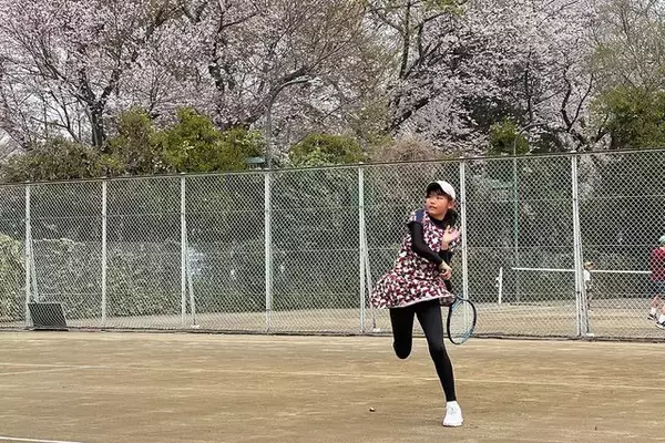 「「第43回 むさしの村チェリージュニアテニストーナメント」開催 14歳以下複・12歳以下単の優勝者が決定」の画像