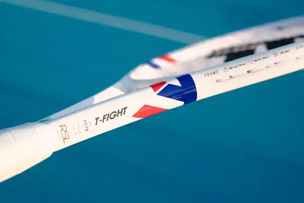 「『打球感をデザインする』──テクニファイバーというブランドの本質に迫る」の画像