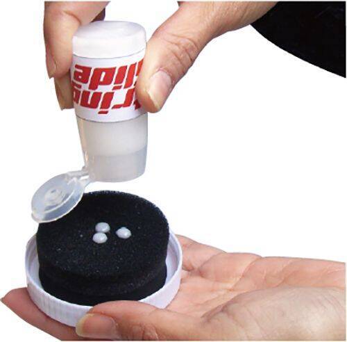 試合に勝ちたい人のための、隠れたロングセラー。ストリングの動きを活性化する【TENNIC『String Glide』　／GEAR SELECTION TENNIS EYE】