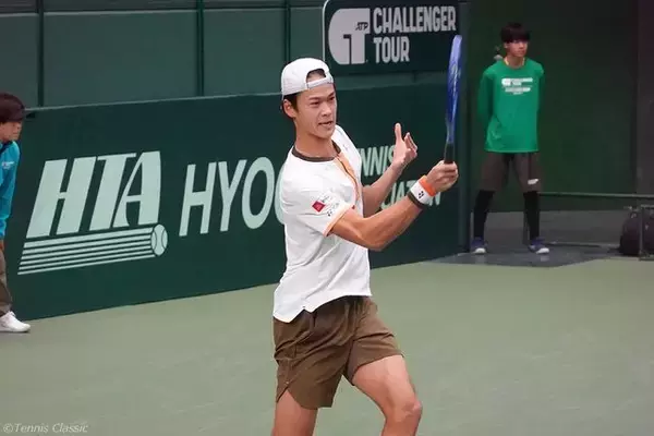 坂本怜 2時間半の熱戦制して4大会ぶりの白星。日本でのプレーがモチベーション「きついときにファイトする理由になる」[兵庫ノアチャレンジャー]