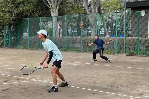 「第43回むさしの村チェリージュニアテニストーナメント」18歳以下男女ダブルス4強が決定