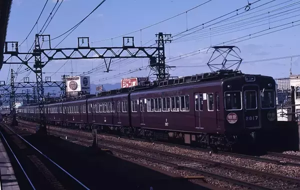 「関西私鉄の雄、マルーンの電車の魅力を関東で知る　ロマンスカーミュージアムで企画展「小田急と阪急」（神奈川県海老名市）【コラム】」の画像