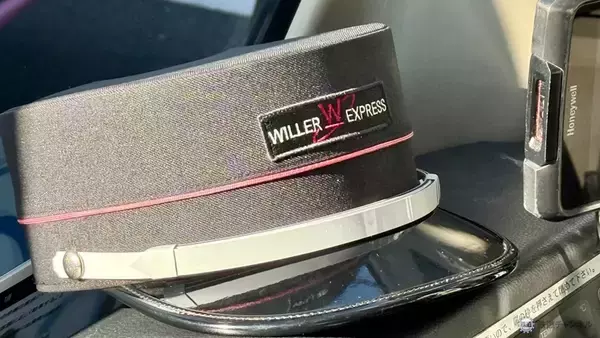 「ホテル高騰の救世主？「WILLER EXPRESS」豪華バスが凄すぎる！ ほぼ個室 気分の夜行バスで「ぐっすり快適に移動」がトレンドに」の画像