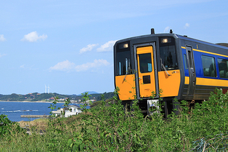 列車乗り継ぎ9時間でハワイのローカルへ！ いまこそ島根 山陰線の無人駅で途中下車、五感でゆっくり歩く贅沢リセットの時間をいまこそ！