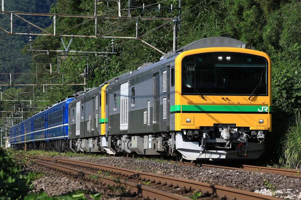 JR東日本、2026年夏はSLに代わり“客車を牽引しないレアな新車”が登場！快速「GVぐんま」初のプッシュプル運転と群馬の避暑旅ガイド