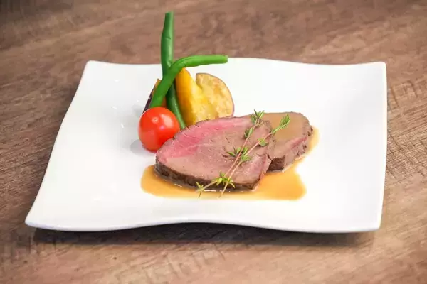 「観光も夜景も食事も！ レストランバス「川崎工場夜景プラン」に新コース！ 川崎発・東京着でグルテンフリーイタリアンを堪能【1/27予約開始】」の画像