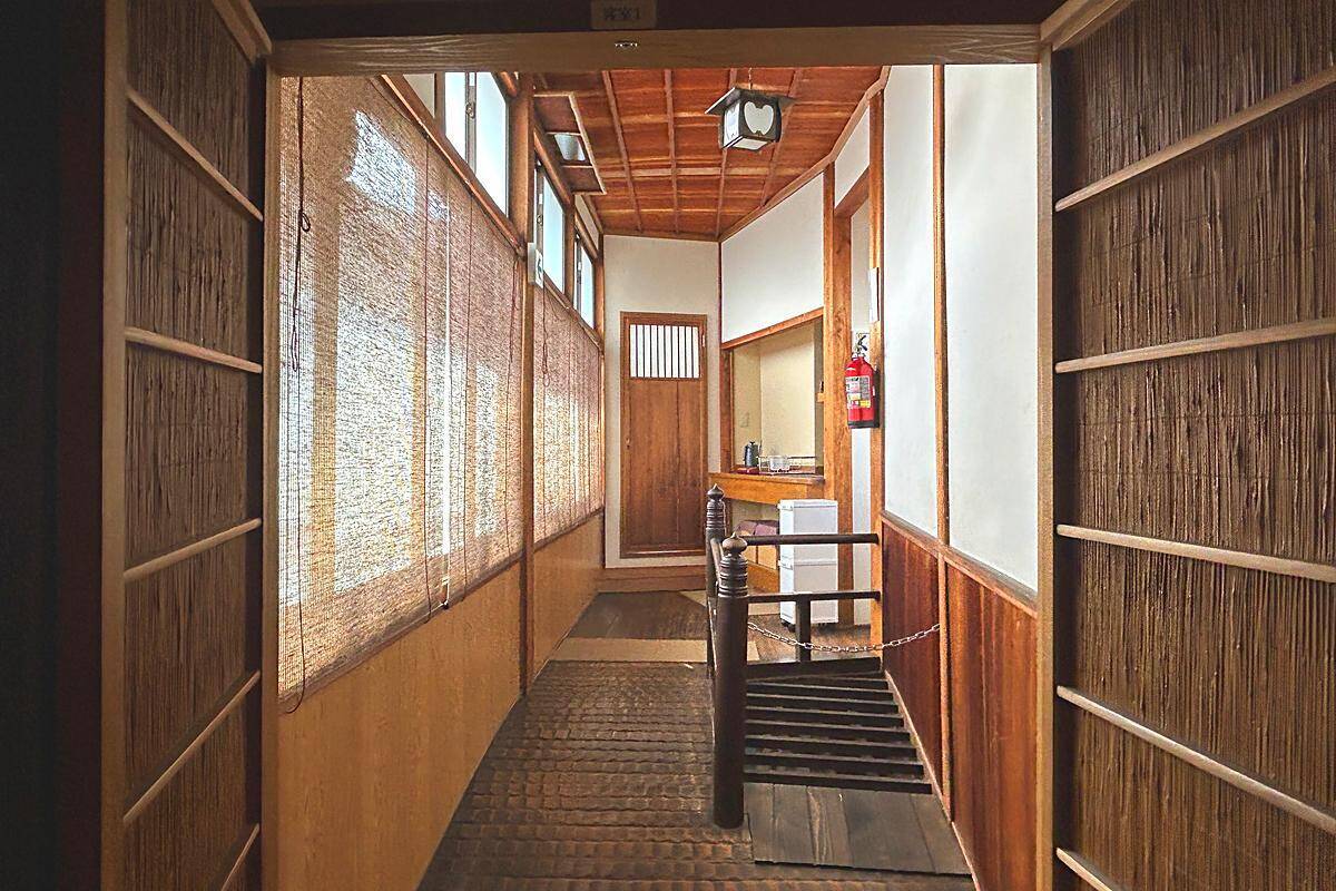 フロントは道の駅、客室は町のあちこちに？「古民家一棟貸し」小浜町家ステイ とミシュラン掲載店で味わう若狭グルメ体験記（福井県小浜市）