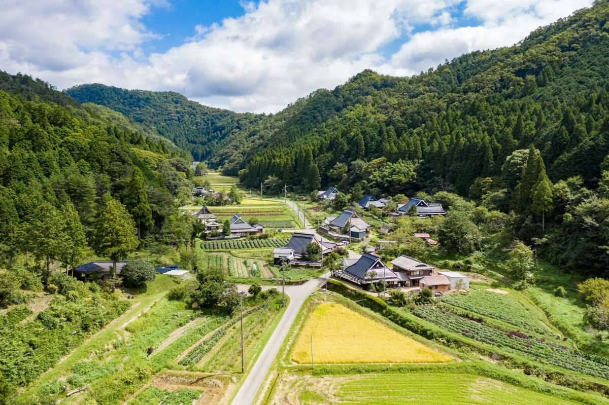 フロントは道の駅、客室は町のあちこちに？「古民家一棟貸し」小浜町家ステイ とミシュラン掲載店で味わう若狭グルメ体験記（福井県小浜市）