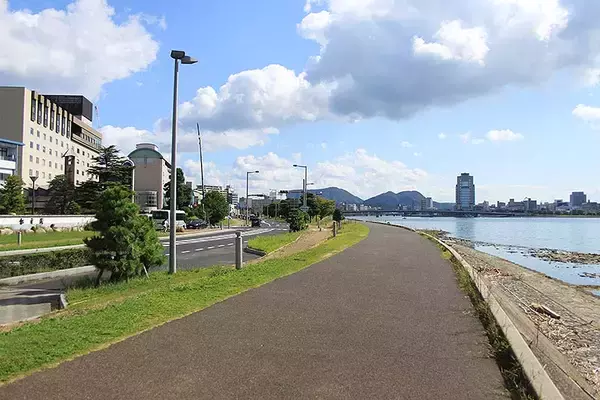 「島根 松江 水の都から一畑電車＋レンタサイクルの半日旅は楽しいこといろいろありそう、午前中のスタートからそう想う」の画像