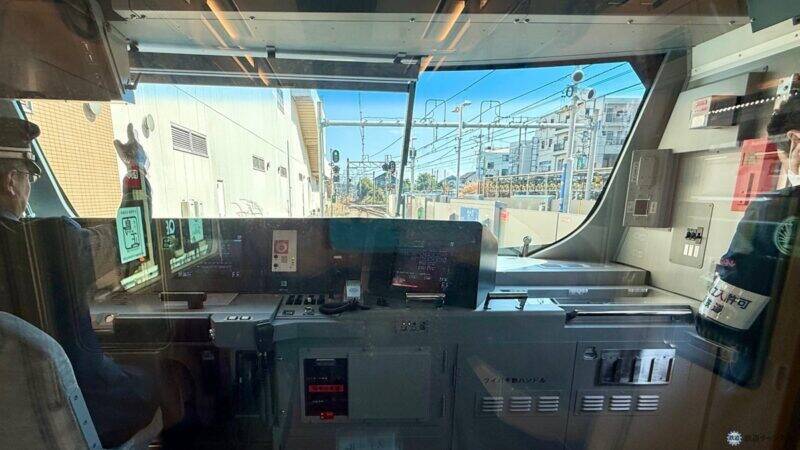 【試乗レポ】相鉄の新型車両「13000系」公開！3月30日デビューの進化を遂げた”ネイビーブルー”車内設備と最新機能をチェック