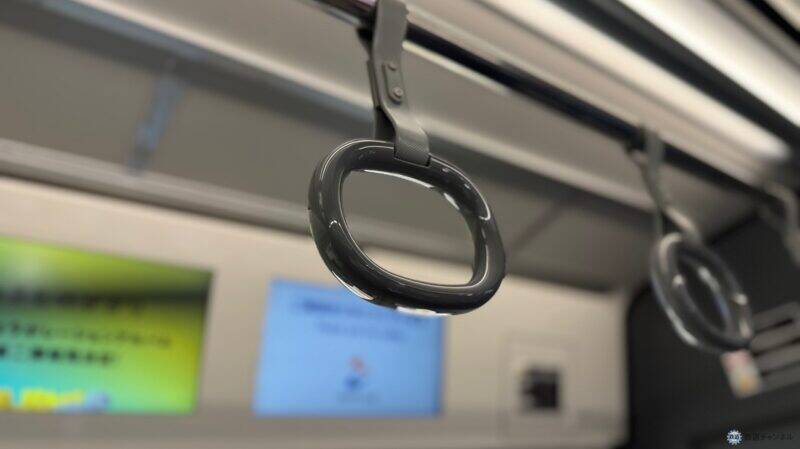 【試乗レポ】相鉄の新型車両「13000系」公開！3月30日デビューの進化を遂げた”ネイビーブルー”車内設備と最新機能をチェック