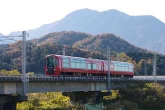 観光列車「雪月花」がJR大糸線を走る！「錦秋の姫川渓谷をゆく」極上ランチと紅葉を楽しむ特別運行のルートや料金は？（申込は10/8正午まで）