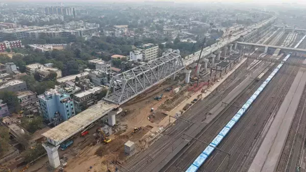 「最高時速160キロ走行のインド・デリーの近郊鉄道 運輸総研のセミナーでトップがスピーチ　高速鉄道のこぼれ話もご紹介します【コラム】」の画像