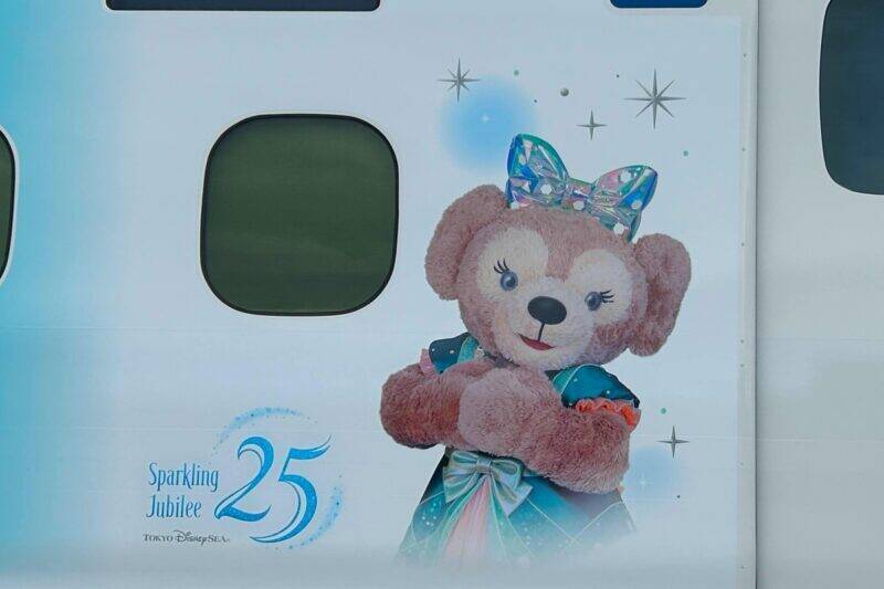 【レポート】 ディズニーシー25周年記念「スパークリングドリーム新幹線」特別な外観や限定車内装飾など、詳細ダイヤも解説！6/19運行開始