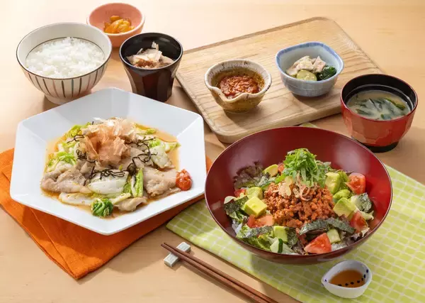大戸屋の新・期間限定メニューは「豚しんこ」と「和風タコライス」　亜希さんの家庭の味を再現した『愛情めし』が14日から登場！