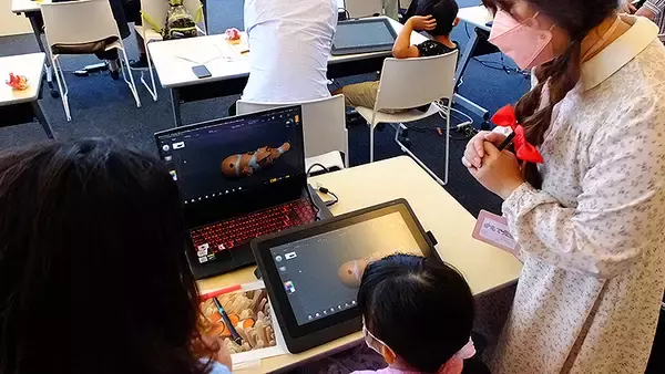 「小学生が3DCGを初体験！3Dデザイン界で活躍するクリエイターがワコム液タブとZBrushで躍動感の基礎を伝授」の画像