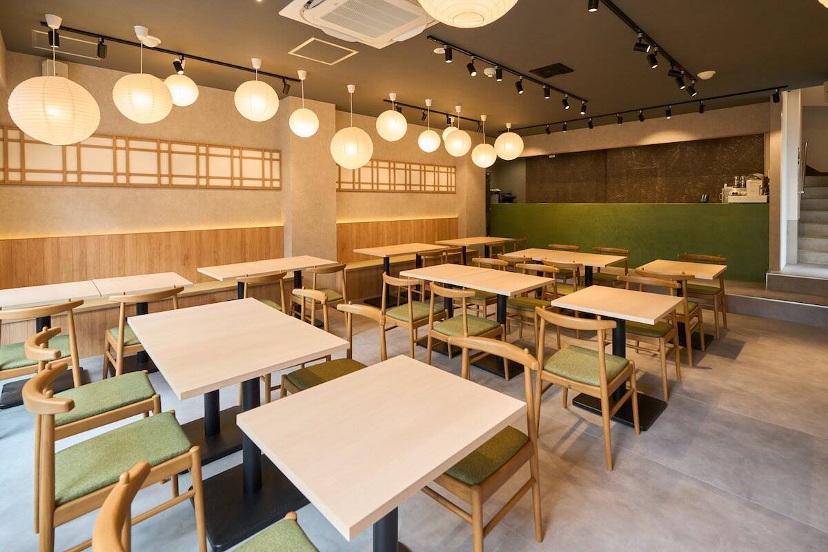 【浅草】二天門すぐ！「MATCHA MEIJIN Cafe」旗艦店オープンで楽しむ“静寂と本格抹茶”のひととき