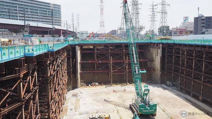 リニア「神奈川県駅」報道公開　2つの開削工法で掘り進められる広大な地下空間