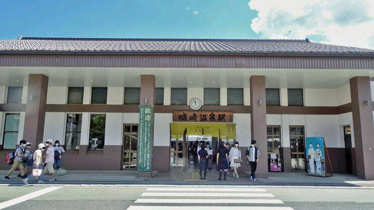 ハチの死骸が何なのよ？【木造駅舎カタログ】山陰本線45/146　城崎温泉駅