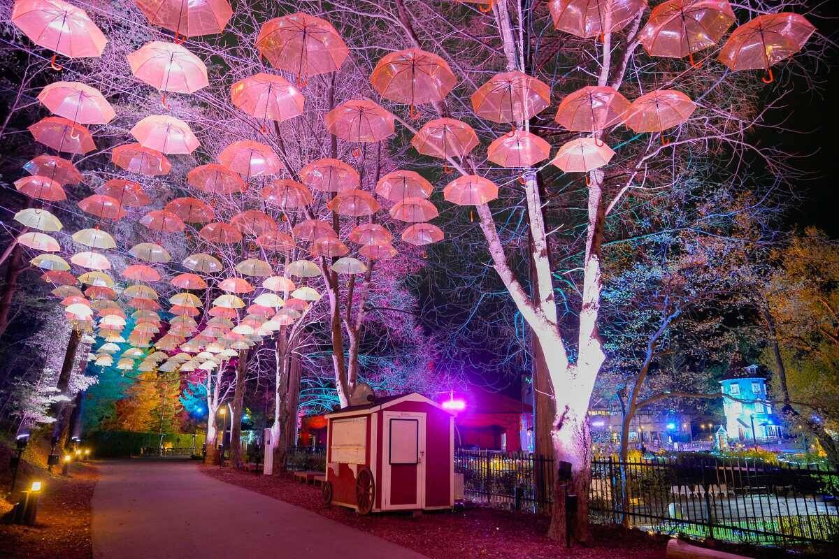 2026年「ムーミン谷とアンブレラ」4/11開幕！ 全長200mの絶景スカイとGWの湖上花火にアクセス情報、東飯能駅の“新オブジェ”まで徹底ガイド