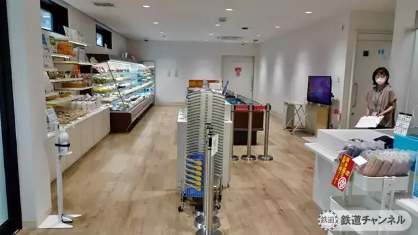 「つくばエクスプレス【駅ぶら】031　八潮駅　その1　MONTEUR SWEETS STOP 八潮工場直売店」の画像