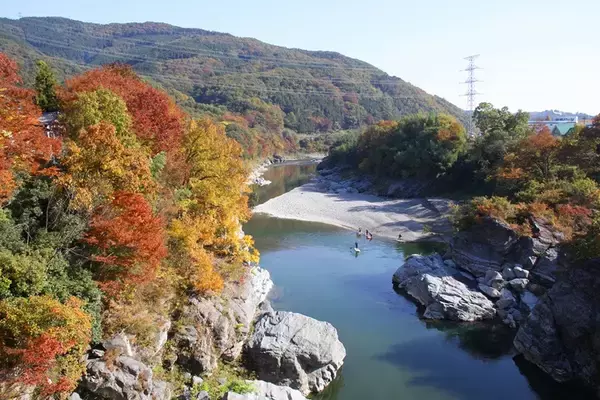 「紅葉スポットの宝庫、秩父鉄道沿線で「長瀞紅葉まつり 2025」開催中！ 見頃は11月中旬～下旬の見込み（埼玉県秩父郡長瀞町）」の画像