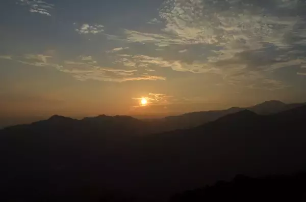 「紅葉スポットの宝庫、秩父鉄道沿線で「長瀞紅葉まつり 2025」開催中！ 見頃は11月中旬～下旬の見込み（埼玉県秩父郡長瀞町）」の画像