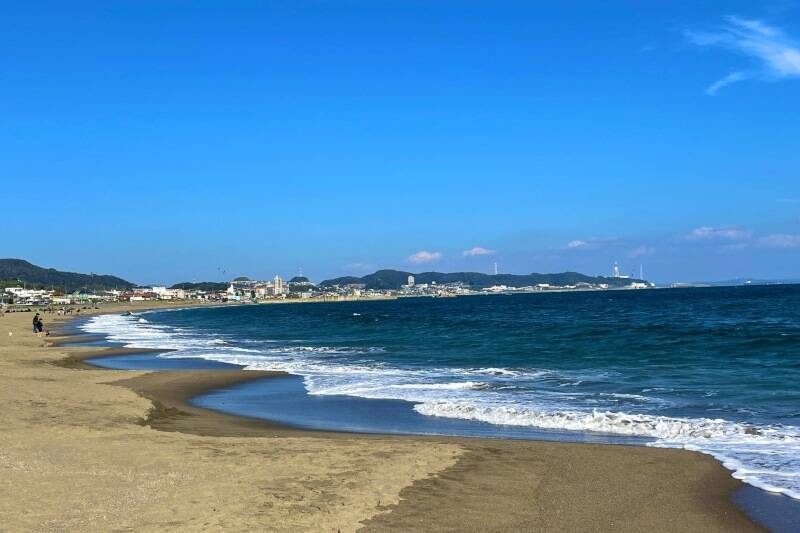 京急と三浦半島をイメージして作られた「京急電鉄カレー」が増量リニューアル発売に！コーンたっぷりで子供も大満足、限定鉄道カード付き