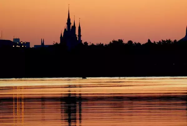 「東京都内の初日の出スポット10選！ 都心の名所から飛行機や富士山ビュー、登山スポットまでおすすめ情報まとめ【2025-2026年版】」の画像