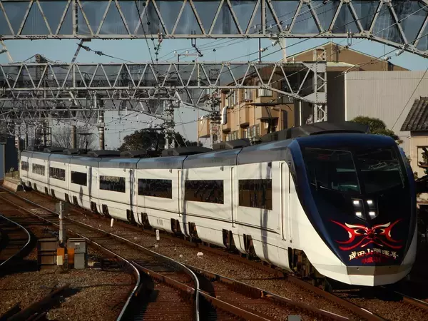 京成電鉄の2025_26年末年始ダイヤは？ 大晦日の終夜運転に正月三が日の列車増発、初詣に便利な「成田山開運号」を臨時運行