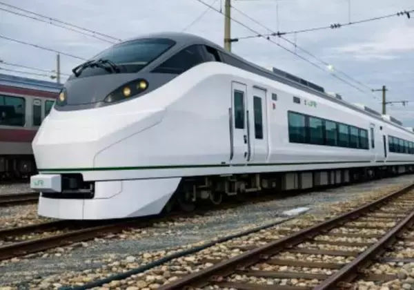 「タキシードボディ」再び！ 常磐線E657系が「651系オマージュカラー」で登場。運行期間や3/22撮影会、出発式の詳細まとめ