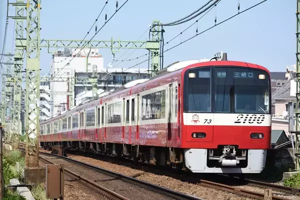 「横須賀・ソレイユの丘で10万本のひまわりと絶景花火！ 恐竜やドッグプールなど三浦半島の日帰りお出かけ最新情報（2026年7月17日～開催）」の画像