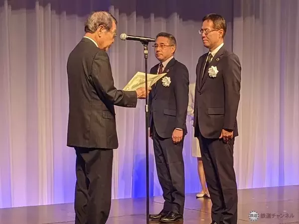 「神戸市営地下鉄の駅クリーン作戦に大賞　鉄道業界に寄り添う形で進化した24回目の「日本鉄道賞」【コラム】」の画像