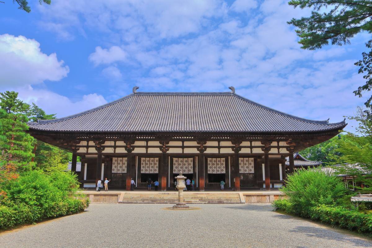 【秋の奈良へ行こう】定番＆穴場観光のおすすめ混雑回避ルート！夜間拝観･紅葉･QuizKnock謎解きなど2025年秋の情報をお届け