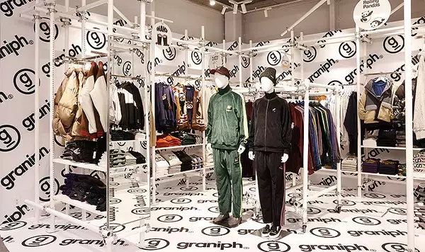 「グラニフ東京 graniph Tokyo が楽しすぎる！ グラニフ史上最大面積の旗艦店が東京 原宿にオープン、ここでしか手に入らないヱヴァ＆グレムリン限定アイテムやカフェ＆ビューティフルシャドードーナツに注目！」の画像