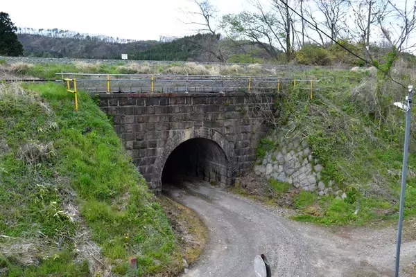 「IGRいわて銀河鉄道のレンガ橋梁や旧トンネルなど明治の遺産が登録有形文化財に！盛岡･一戸･二戸に点在する11施設、沿線を巡る旅ガイド」の画像