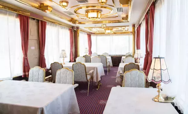 「“北斗星”の記憶を刻む憧れの食堂車「夢空間」レストランがついに始動【5/2開店】豪華寝台列車の復刻メニューを堪能（東京都清瀬市）」の画像