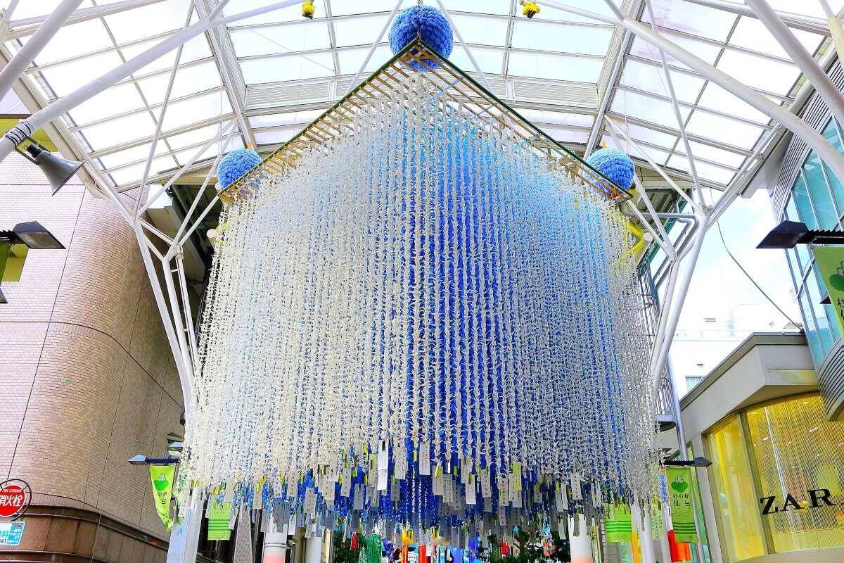 東京から新幹線で約90分「仙台七夕まつり」完全ガイド！ 歴史から花火大会の楽しみ方、東北3大夏まつりハシゴ旅まで徹底解説(2026年版)