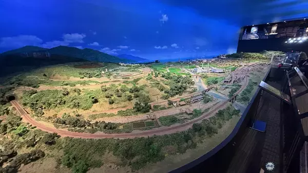 「【敦賀駅編】敦賀・若狭エリアを巡る冬の福井旅 「鉄道と港のまち」敦賀はどんな街？ 気動車も鉄道ジオラマもある「敦賀赤レンガ倉庫」へ」の画像