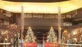 「高輪ゲートウェイシティで初のクリスマスイベント開催！ イルミネーションや噴水ショー、限定グルメも登場！（11/29～12/25）」の画像1