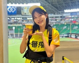 球場のビール販売員が車内に登場！夏の移動を盛り上げるJR九州「ビール新幹線」7月31日・8月7日限定　ソフトバンクホークスとコラボ