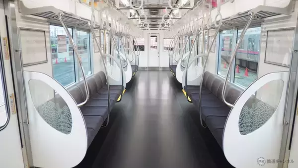 「京王電鉄「9000系」がスタイリッシュに生まれ変わる！リニューアル第一編成の内装をご紹介」の画像