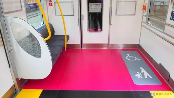 「京王電鉄「9000系」がスタイリッシュに生まれ変わる！リニューアル第一編成の内装をご紹介」の画像